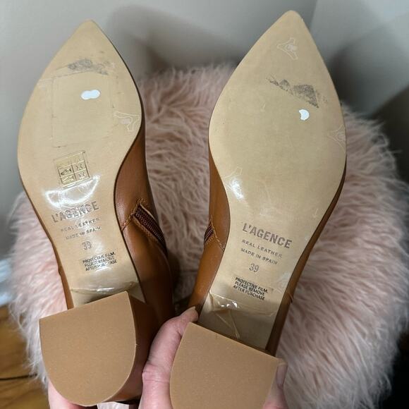 L'Agence Jeanne Il Pointed Toe Bootie - Picture 11 of 14